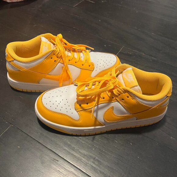 Nike laser orange dunks - Picture 1 of 7